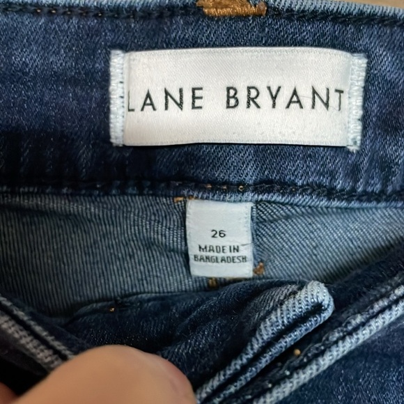 Lane Bryant Size 26 Dark Blue Flex Magic Waistband Mid-rise Bermuda Denim Shorts - Picture 4 of 9